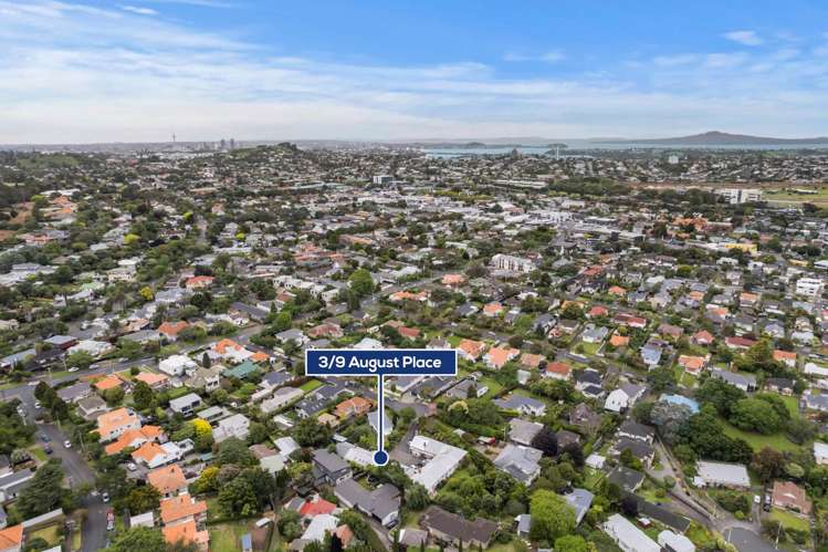 3/9 August Place Greenlane_11