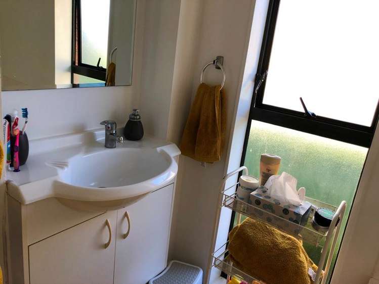 1/8 Lizzie Lane Clover Park_5