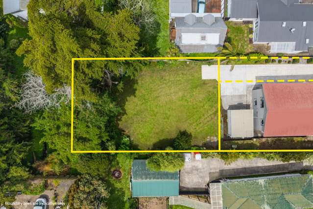 Priced Sharply - Freehold Section with Services!