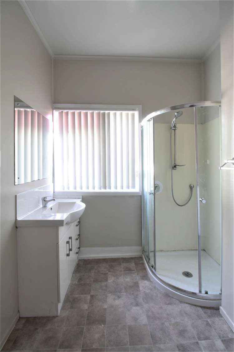 3 Royton Avenue Mangere East_9