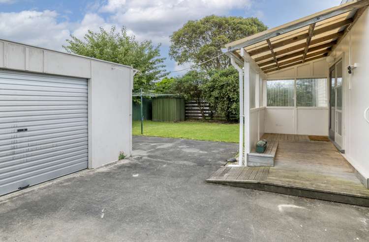 7 Douglas Street Levin_12