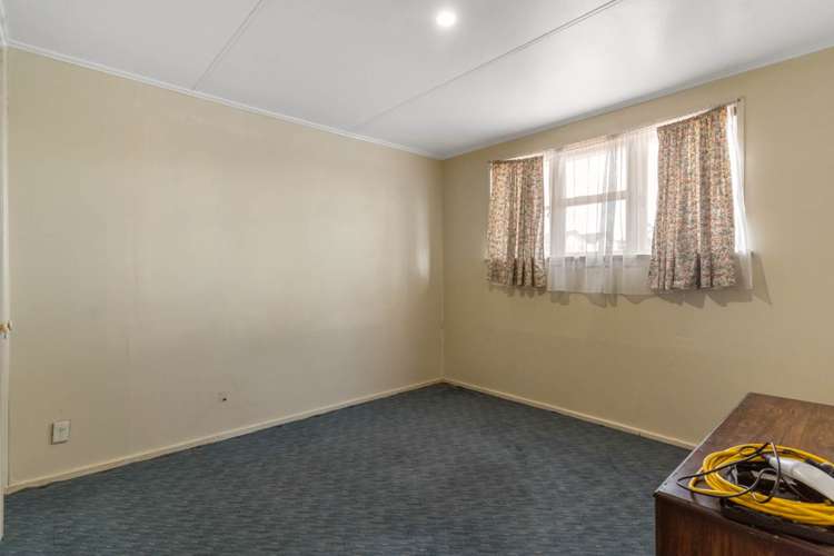 4 Playfair Road Mount Roskill_13