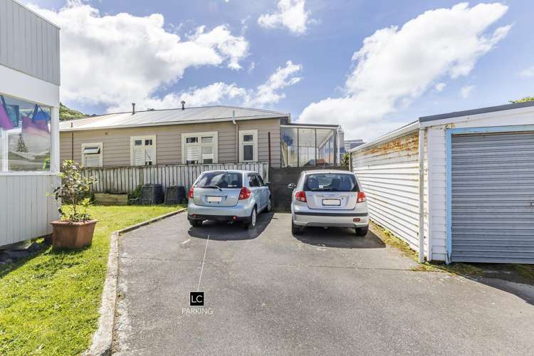 1/139 Queens Drive Lyall Bay_8