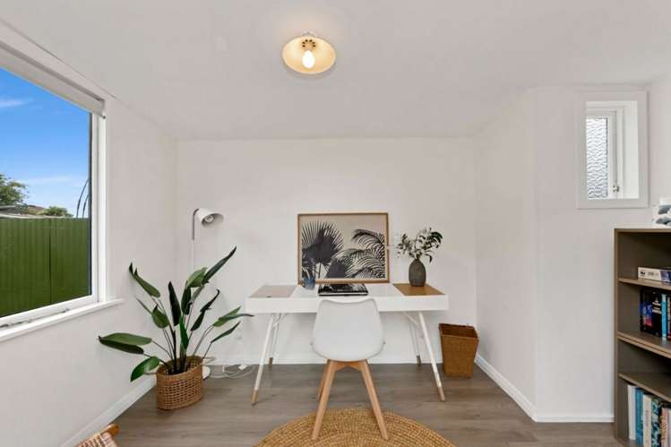 83 Roker Street Somerfield_17