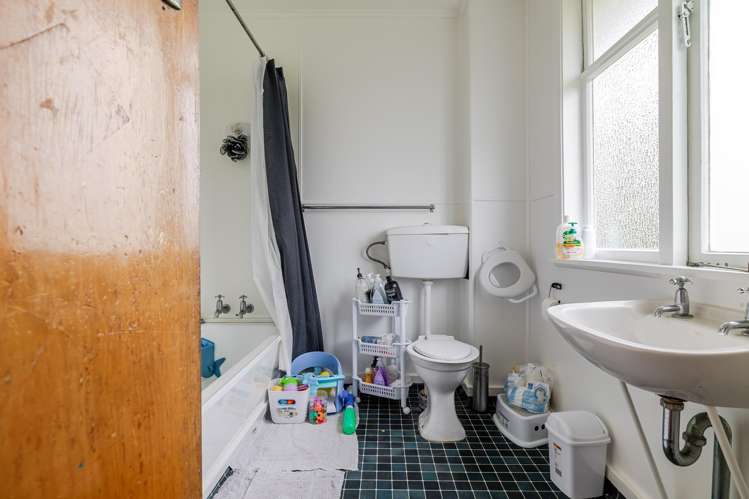 9 - 11 Hamilton Street Pahiatua_11