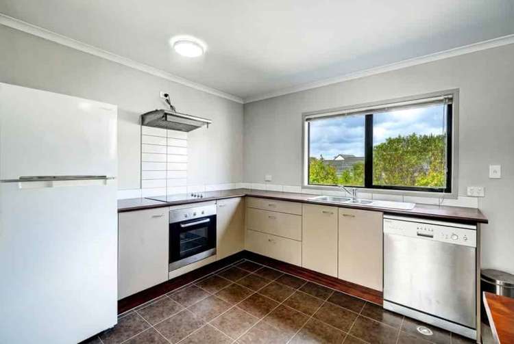 6/172 McLeod Road_2
