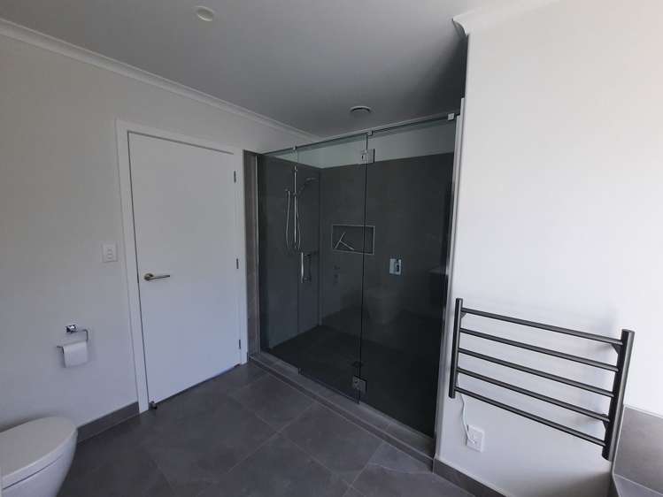 33 Trewern Avenue Chartwell_10