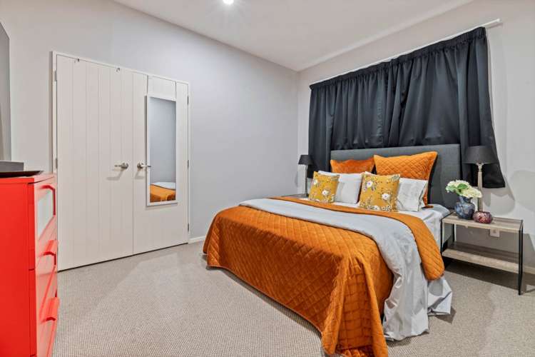 7 Lucca Crescent Flat Bush_17