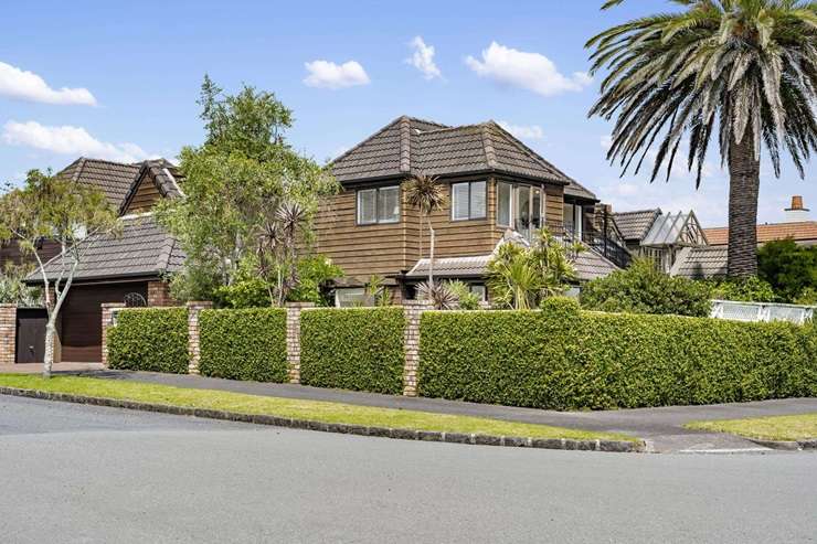Lantern House, on Sea View Road, in Onetangi, Waiheke Island, is up for grabs again. Photo / Supplied