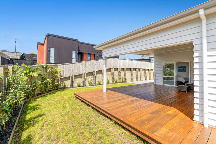 35 Hewson Drive Snells Beach_21