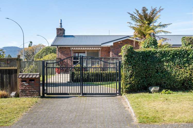 2 Batten Street Glenholme_28