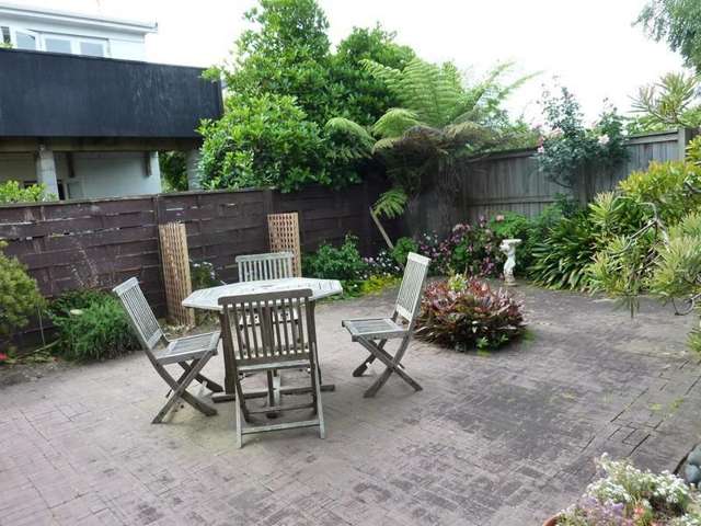 2/2 Milford Park Place Milford_1