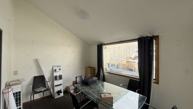 Address withheld Waltham_3