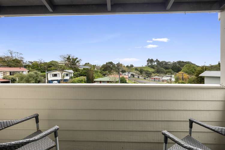 33 Beaumont Crescent Frankleigh Park_8