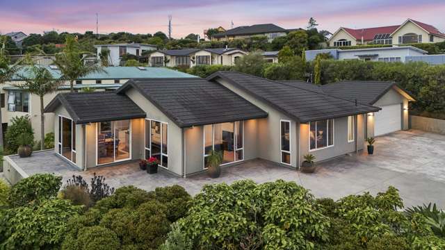 6 Commodore Place Britannia Heights_1