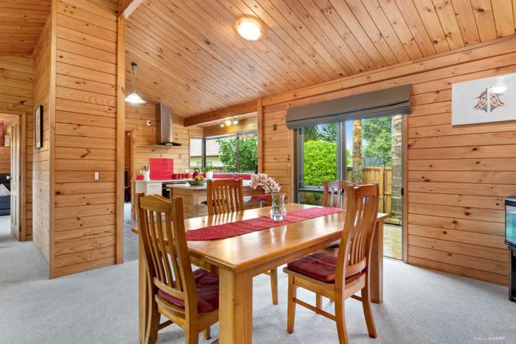 7 Prestwick Place Wattle Downs_6