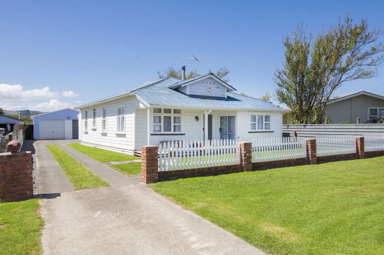 17 School Road Te Hapara_1