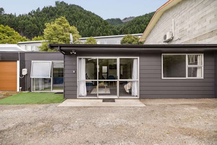 27B Hamilton Road Queenstown_12