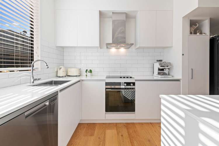 31/82 East Coast Road Milford_10