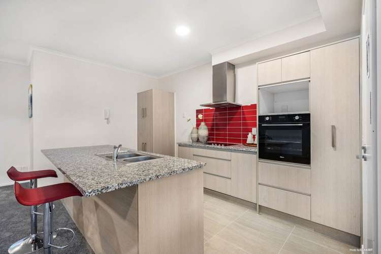 21/11 Carlos Drive Flat Bush_2