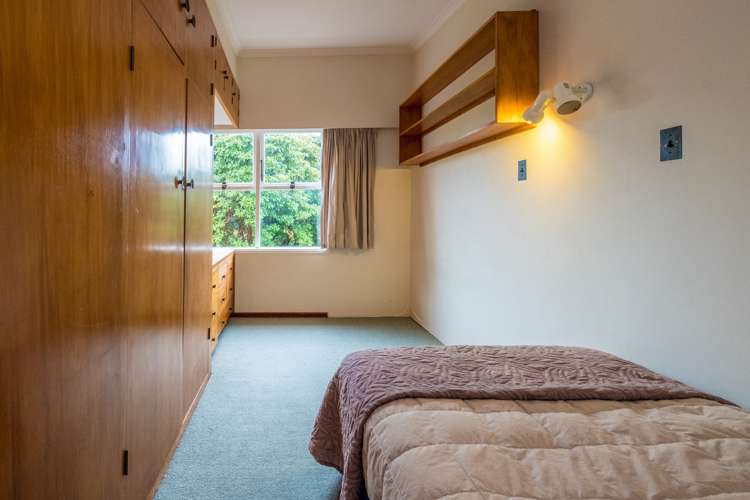 121a Brecon Road Stratford_16