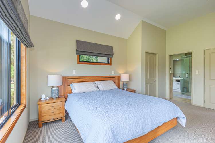 100 Lea Grove Levin_10