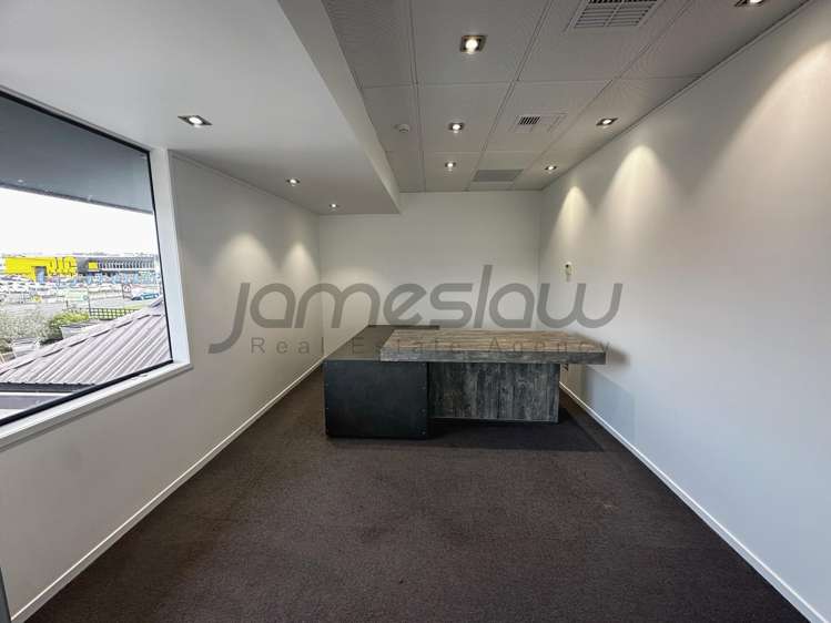 D01/101 Wairau Road Wairau Valley_1