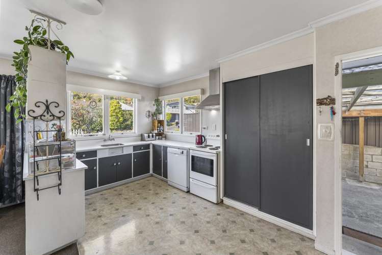 36 Churchill Avenue Richmond_13