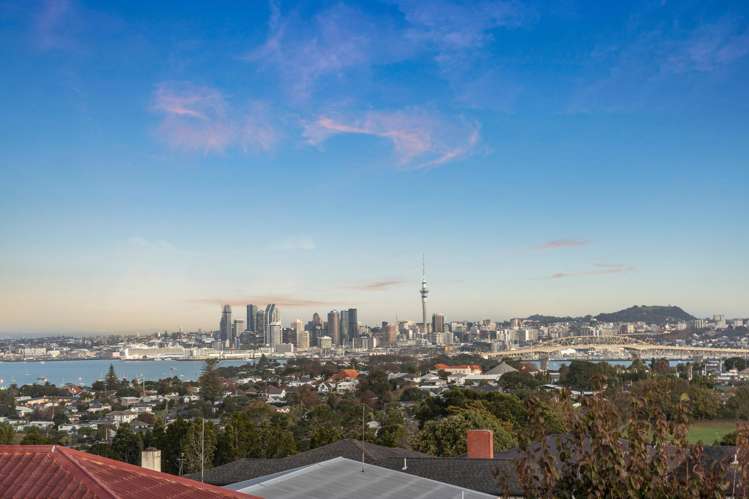 89 and 89A Pupuke Road Northcote_14