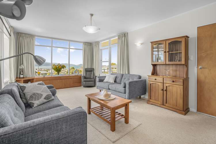 36 Dowse Drive Maungaraki_8