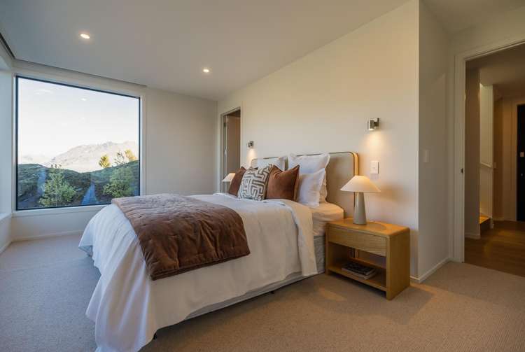 79 Middleton Road Queenstown Hill_10