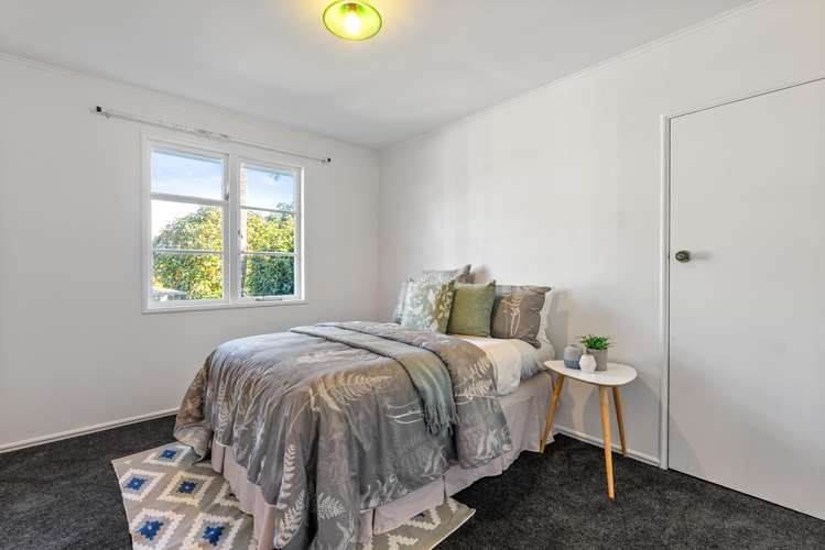 10 Tui Terrace Tawa_17