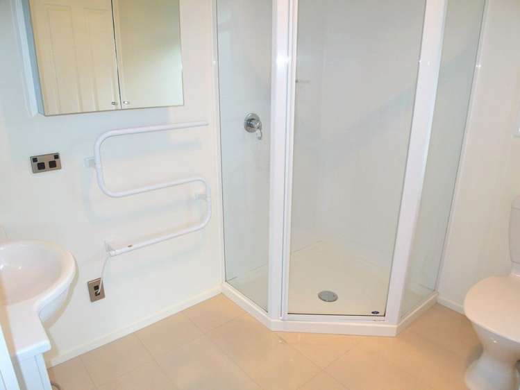 12 Len Hale Place Parklands_8