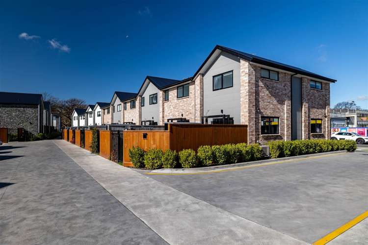 11/4 Riccarton Road Riccarton_8