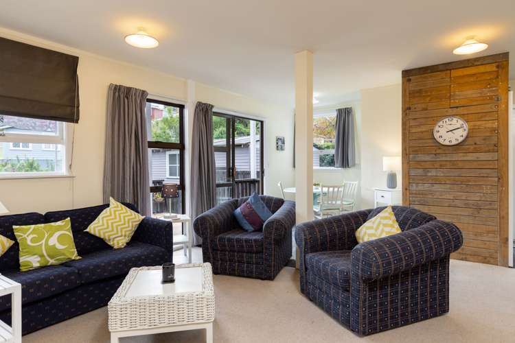 19 Broadway Picton_25