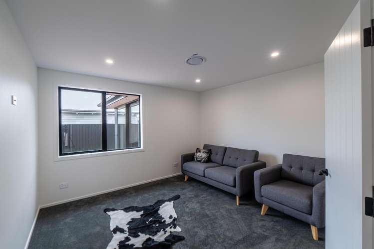 99 Hoffman Court Waikiwi_9