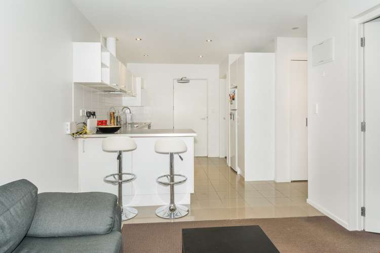 B1/71 Spencer Road Oteha_5