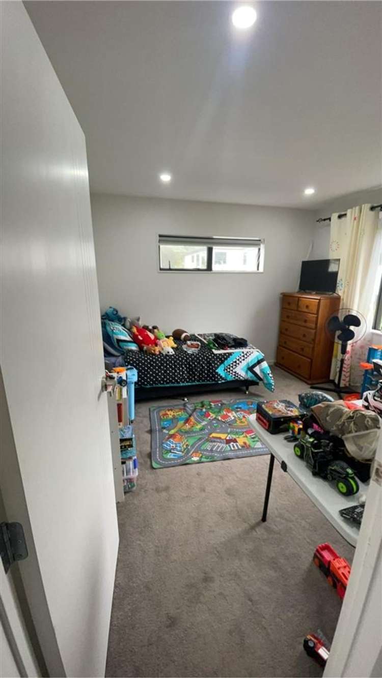 B/2 Renata Crescent Te Atatu Peninsula_17