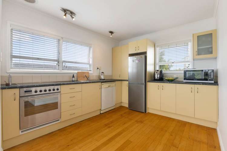 2/11 Felton Mathew Avenue St Johns_4