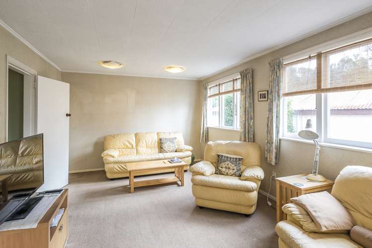 11 Atarau Grove Paraparaumu_2