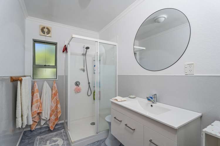 42 Banks Street Cooks Beach_12