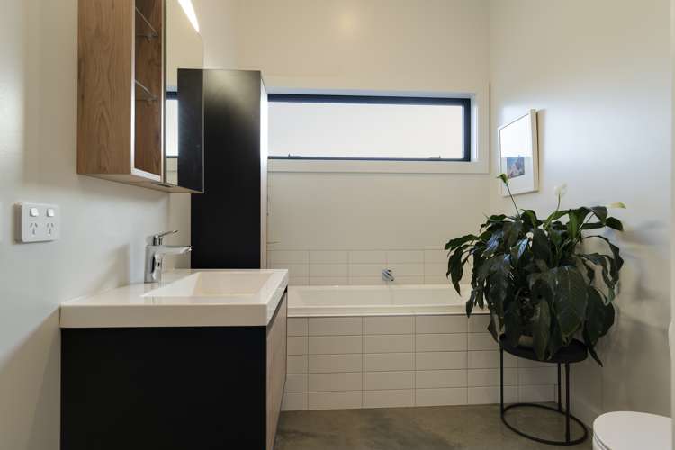 2 Falconer Rise Jacks Point_15