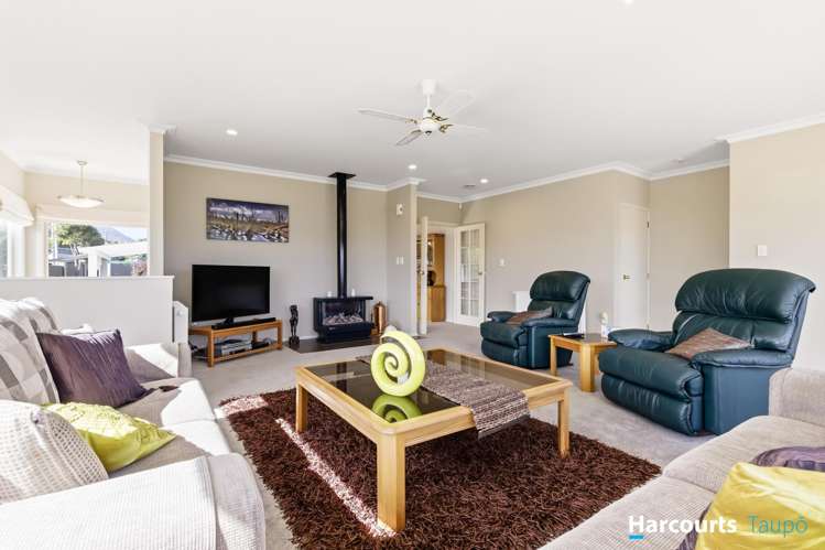 49 Shepherd Road Waipahihi_9