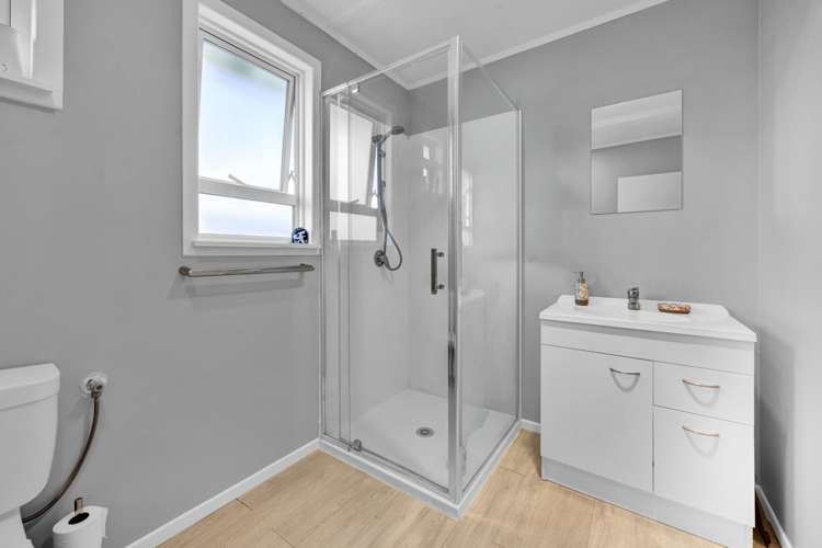 36 High Street Eltham_10