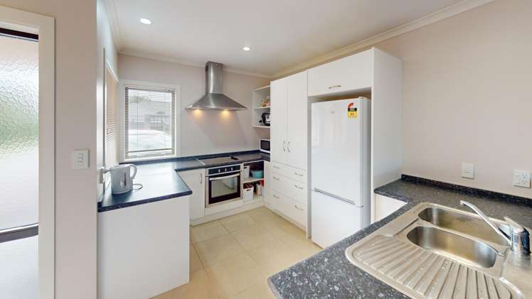 A/9 Holly Court Palmerston North Central_3