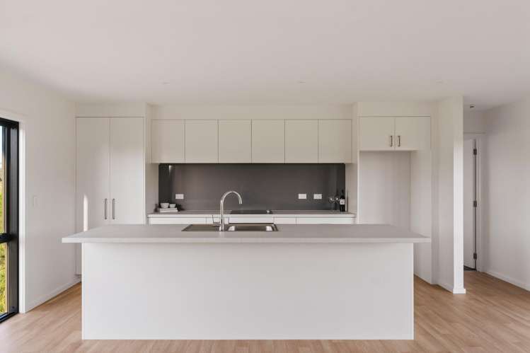 Lot #2/ECT/16 Commerce Place_1