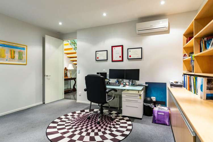 7 Golf View Close Fairhall_39