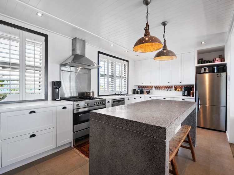 93 Marine Parade Mount Maunganui_7