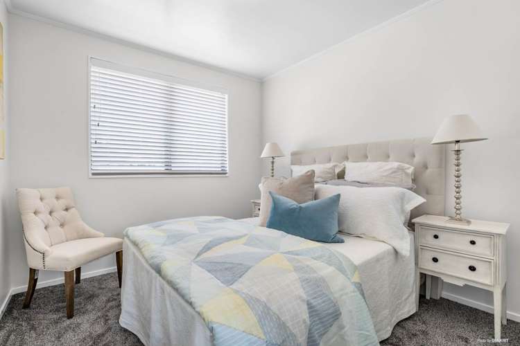 8 Angeline Place Massey_18