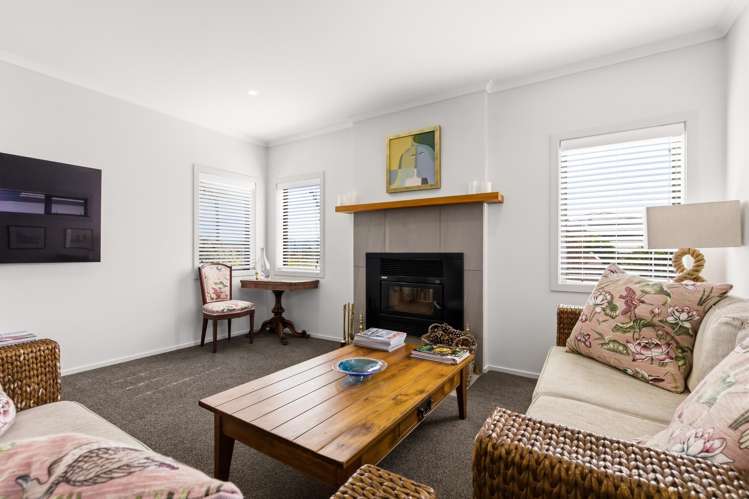 6 Tuhua Close Wharewaka_10